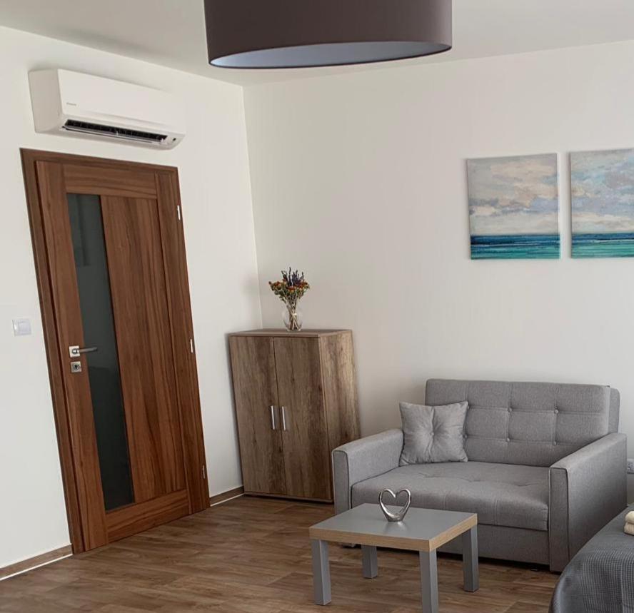 Apartment Laurot 미쿨로프 외부 사진